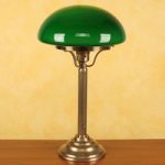 1542156 : Messing-Tischleuchte Hari mit grünem Schirm | Sehr große Auswahl Lampen und Leuchten.