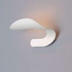 2018026 : Design-Wandleuchte Snake, weiß rechts | Sehr große Auswahl Lampen und Leuchten.