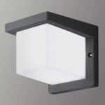 3000514 : Würfelförmige LED-Außenwandleuchte Desella | Sehr große Auswahl Lampen und Leuchten.