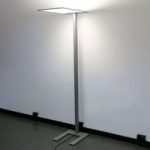 6067053 : LED-Stehleuchte LEAS, 203 cm, titan, Taster | Sehr große Auswahl Lampen und Leuchten.
