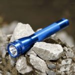 6535040 : Handliche Taschenlampe Mini-Maglite 2AA-Cell, blau | Sehr große Auswahl Lampen und Leuchten.