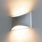7265126 : Oluce Kelly LED-Wandleuchte mit Up/Down-Licht | Sehr große Auswahl Lampen und Leuchten.